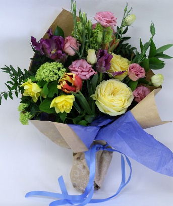 Seasonal Hand Tied Bouquet  |  Toronto best flower shop Periwinkle Flowers